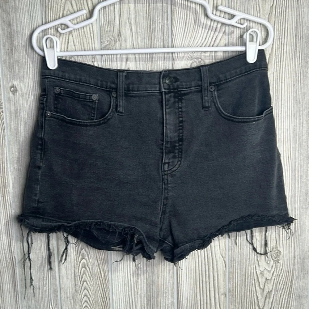 Women’s Madewell High-Rise Denim Shorts in Clint Wash: Drop-Hem Edition size 30